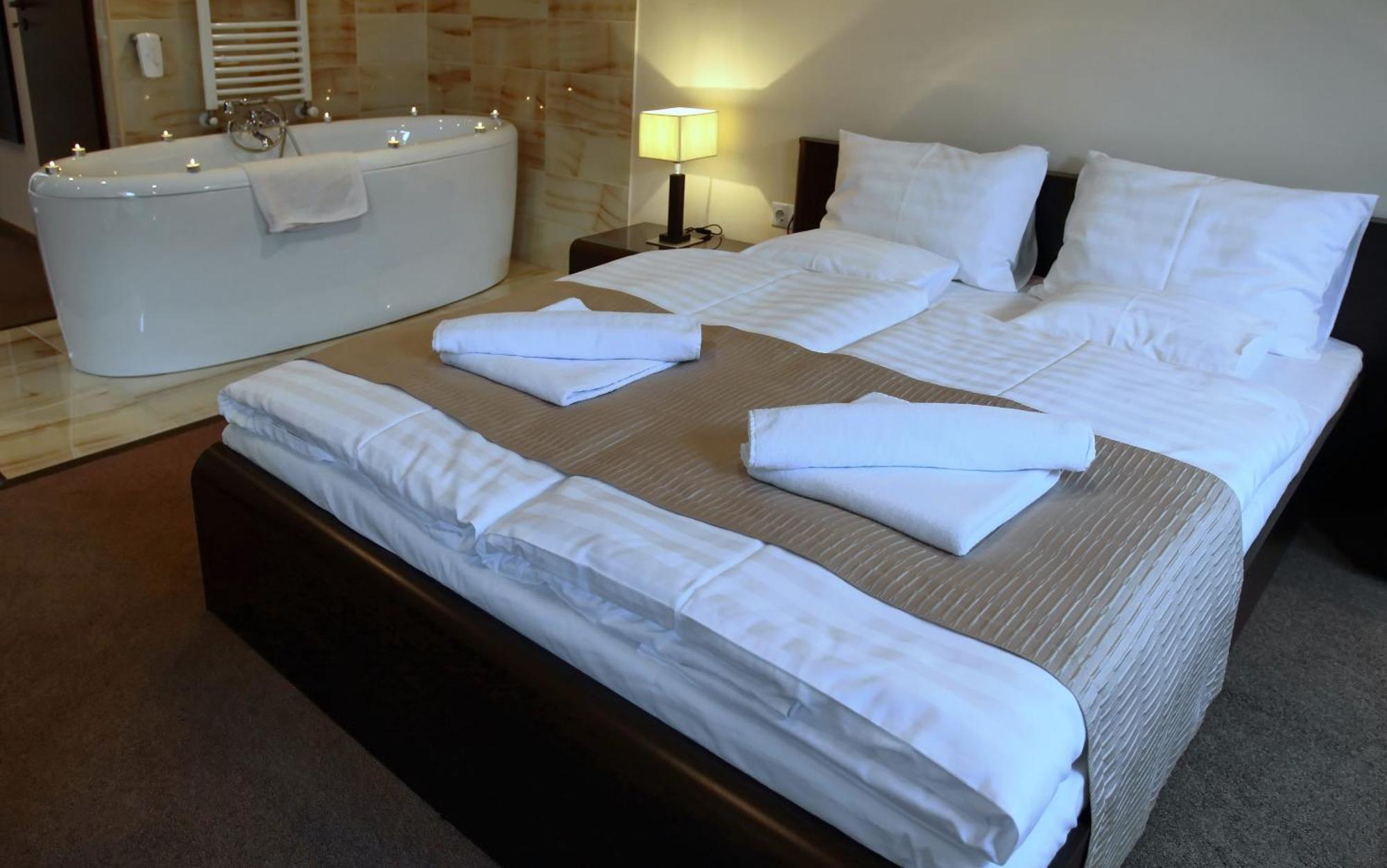 Hotel Brill Orosháza Chambre photo